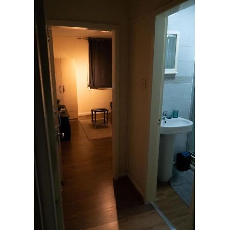 Comfy Apartment In Central לונדון מראה חיצוני תמונה